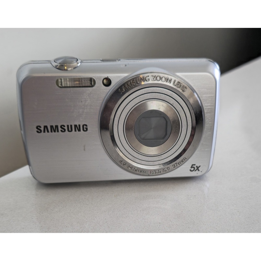 Samsung PL20 Digital Camera 14.2MP 5x Zoom